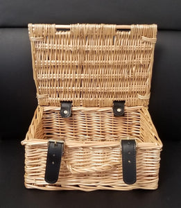 Traditional Wicker Hamper Basket Hand Woven Gift Box with Lid and Lock - 12 Inch